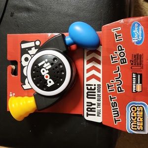 BNIP Hasbro bop it travel game